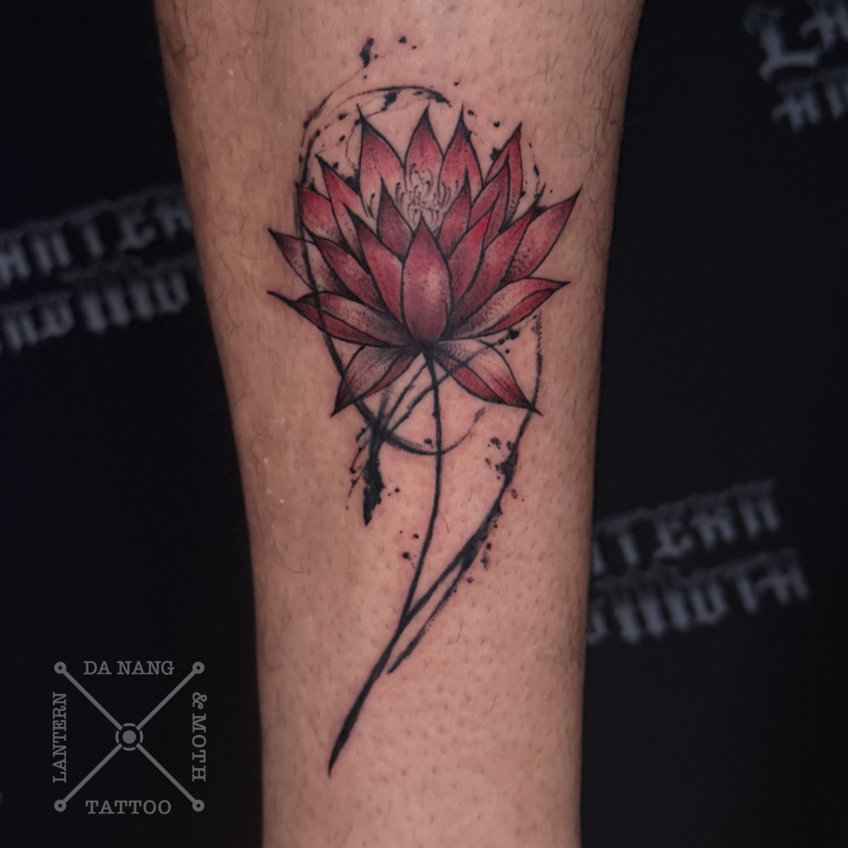 Abstract-lotus-design-Lantern-and-Moth-Tattoo-Da-Nang-Vietnam