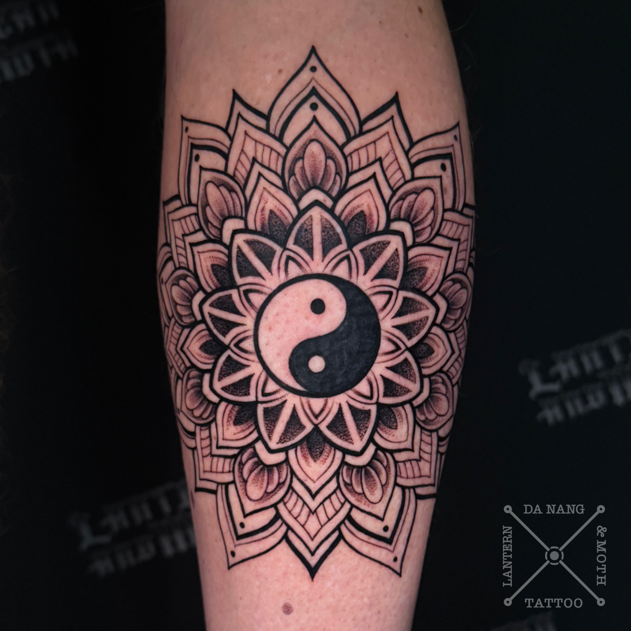 Da-Nang-mandala-tattoo