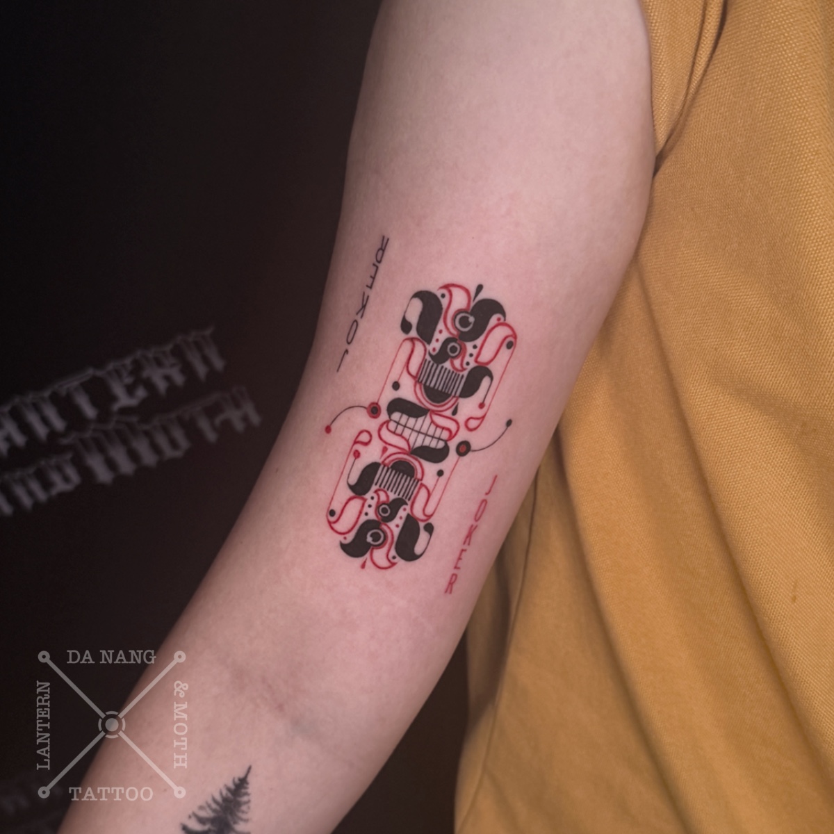 Fine-line-tattoo-Da-Nang-Vietnam