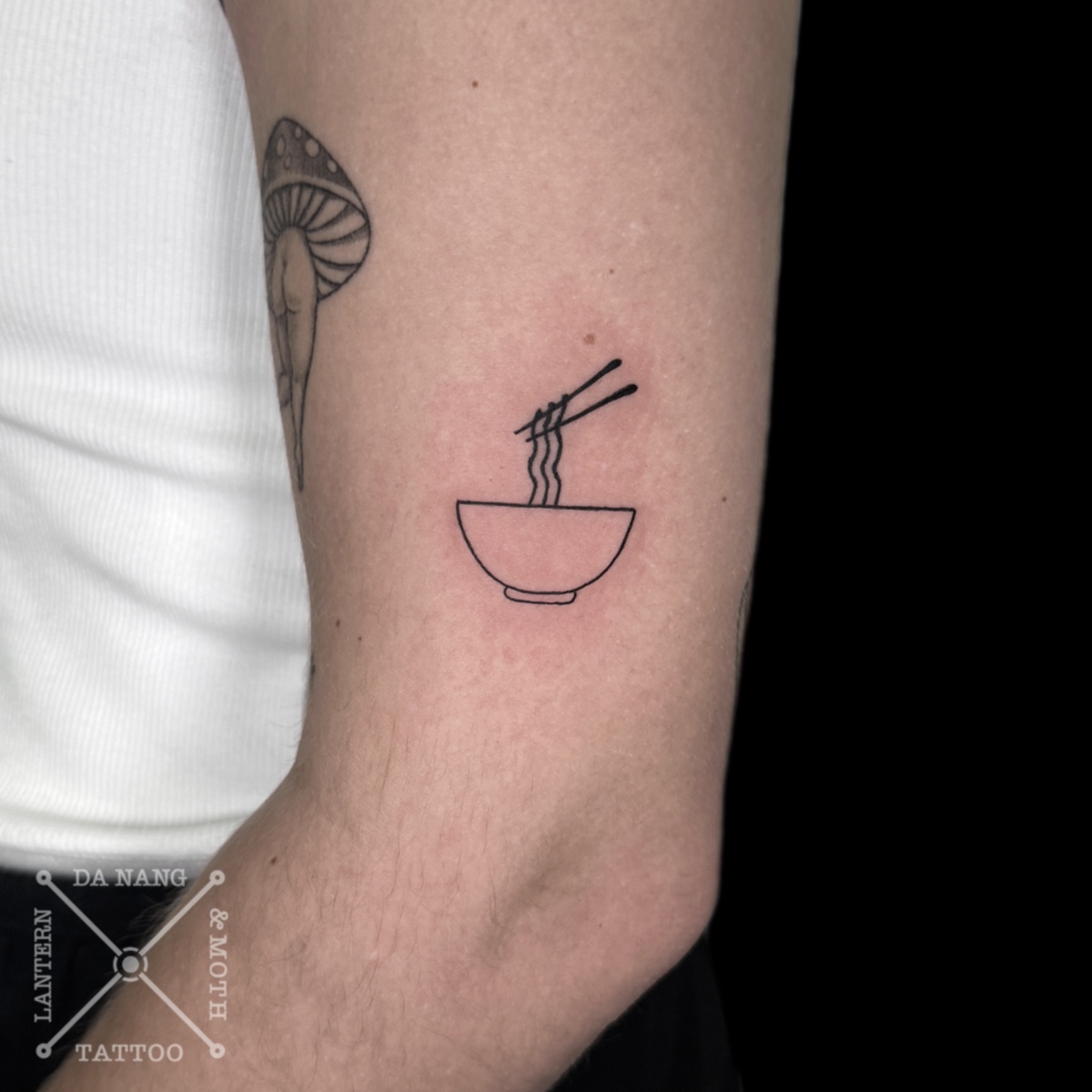 Mini-tattoo-Da-Nang-Vietnam