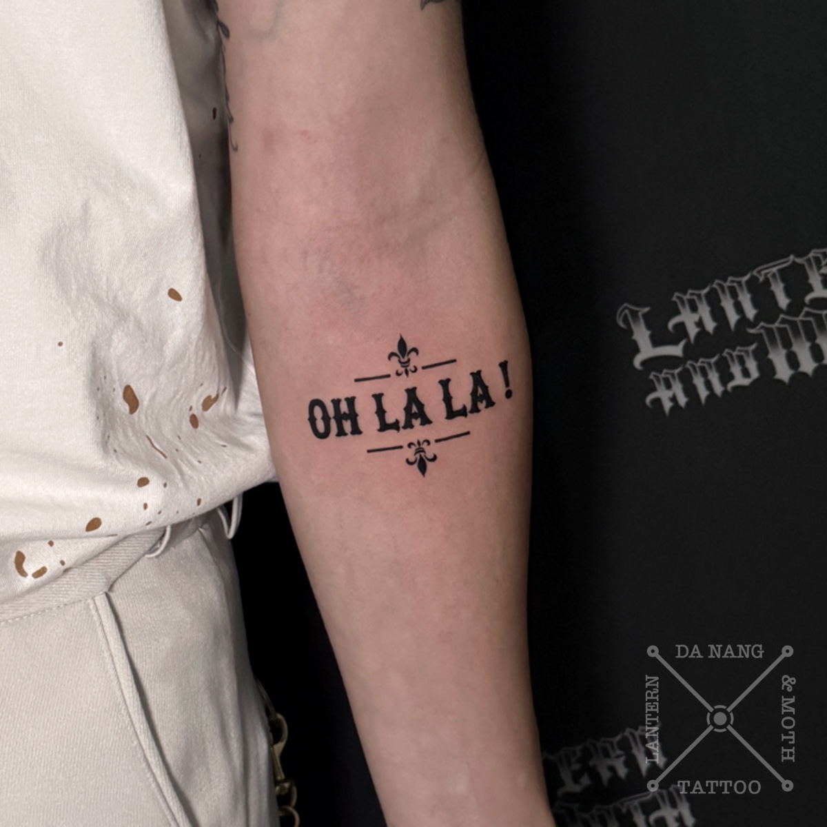 Text-tattoo-Danang-Vietnam