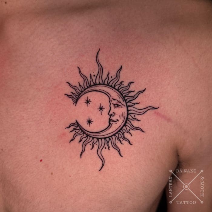 Black-work-sun-design-Da-Nang-tattoo-shop