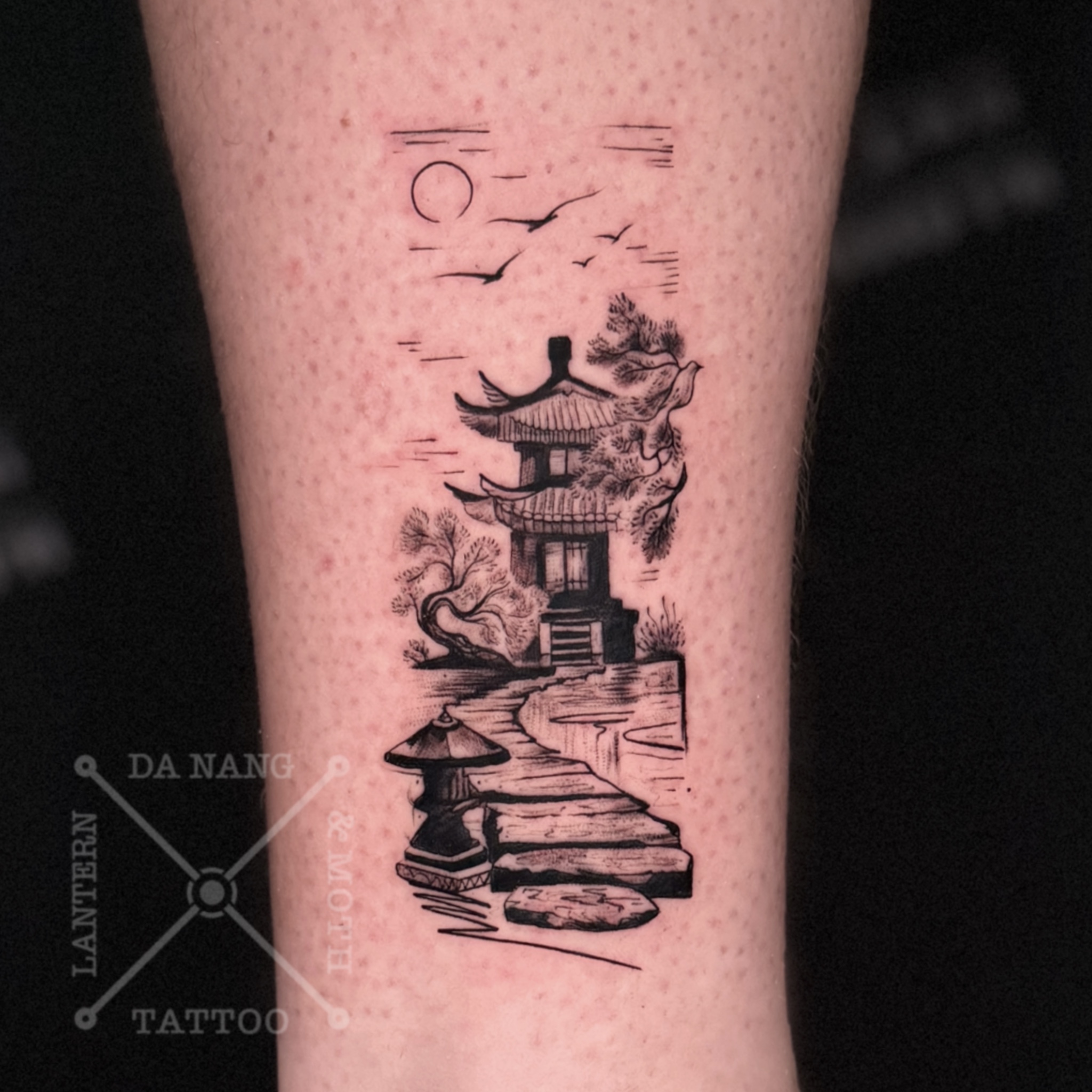 Blackwork-pagoda-tattoo-Da-Nang-Vietnam
