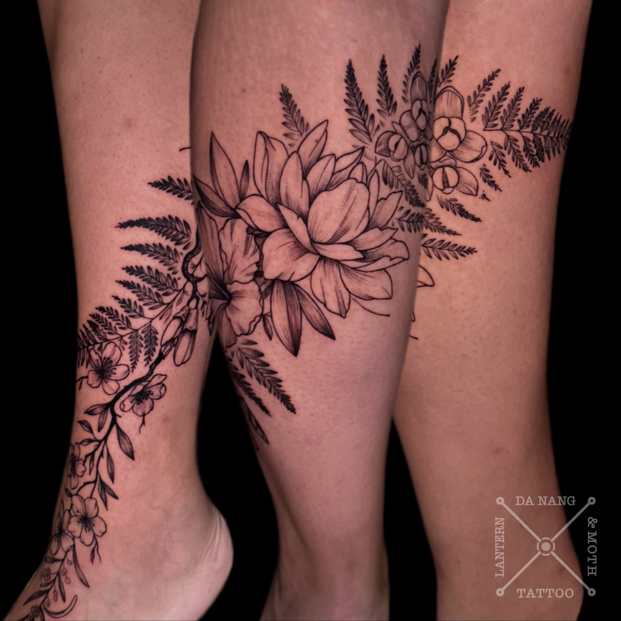 Floral-leg-design-Da-Nang-tattoo-shop