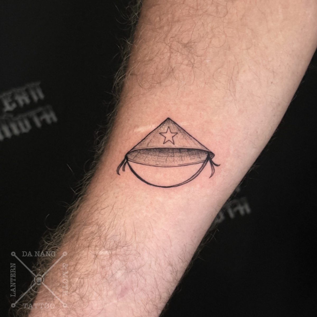 Vietnam-Holiday-design-Danang-tattoo-studio-Lantern-and-Moth