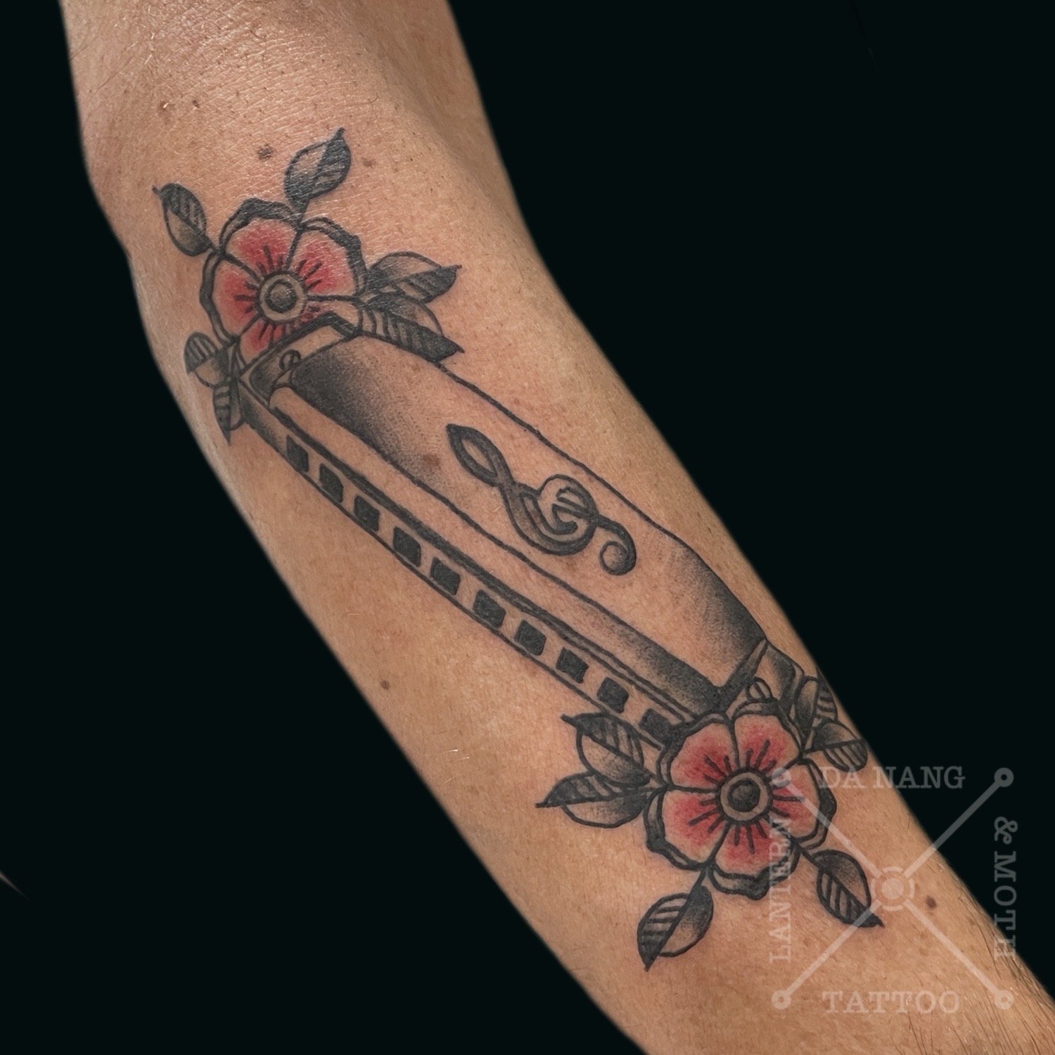 Trad harmonica tattoo